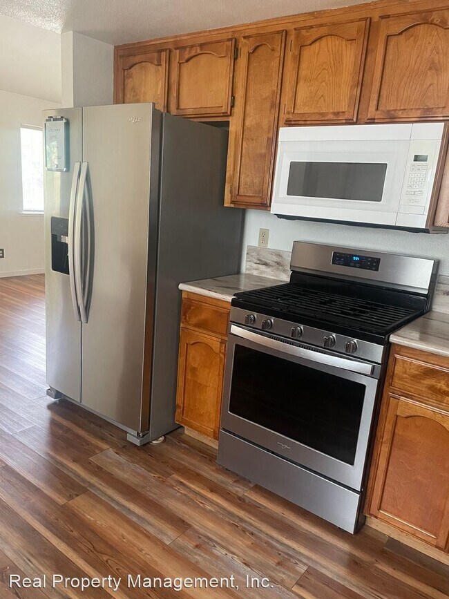 Building Photo - 4 br, 3 bath House - 525 Chancellor Blvd