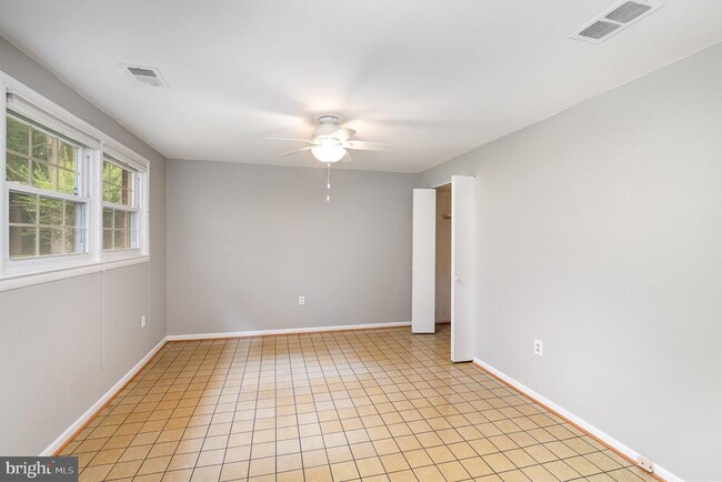 Building Photo - 10317 Cardinal Rd