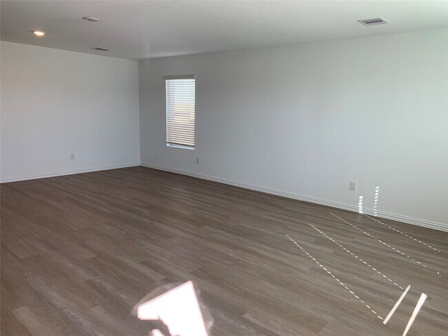 Building Photo - 18118 Rockvine Dr