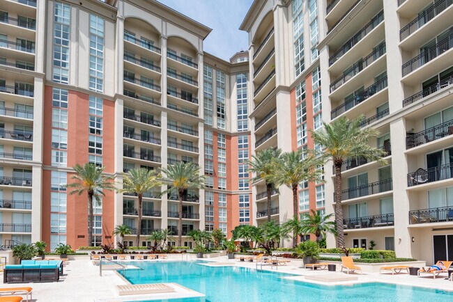 Building Photo - 550 Okeechobee Blvd