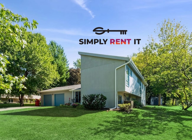 Building Photo - 3 Bedroom With 2 Car Garage, Outskirts of Ames, Available Now