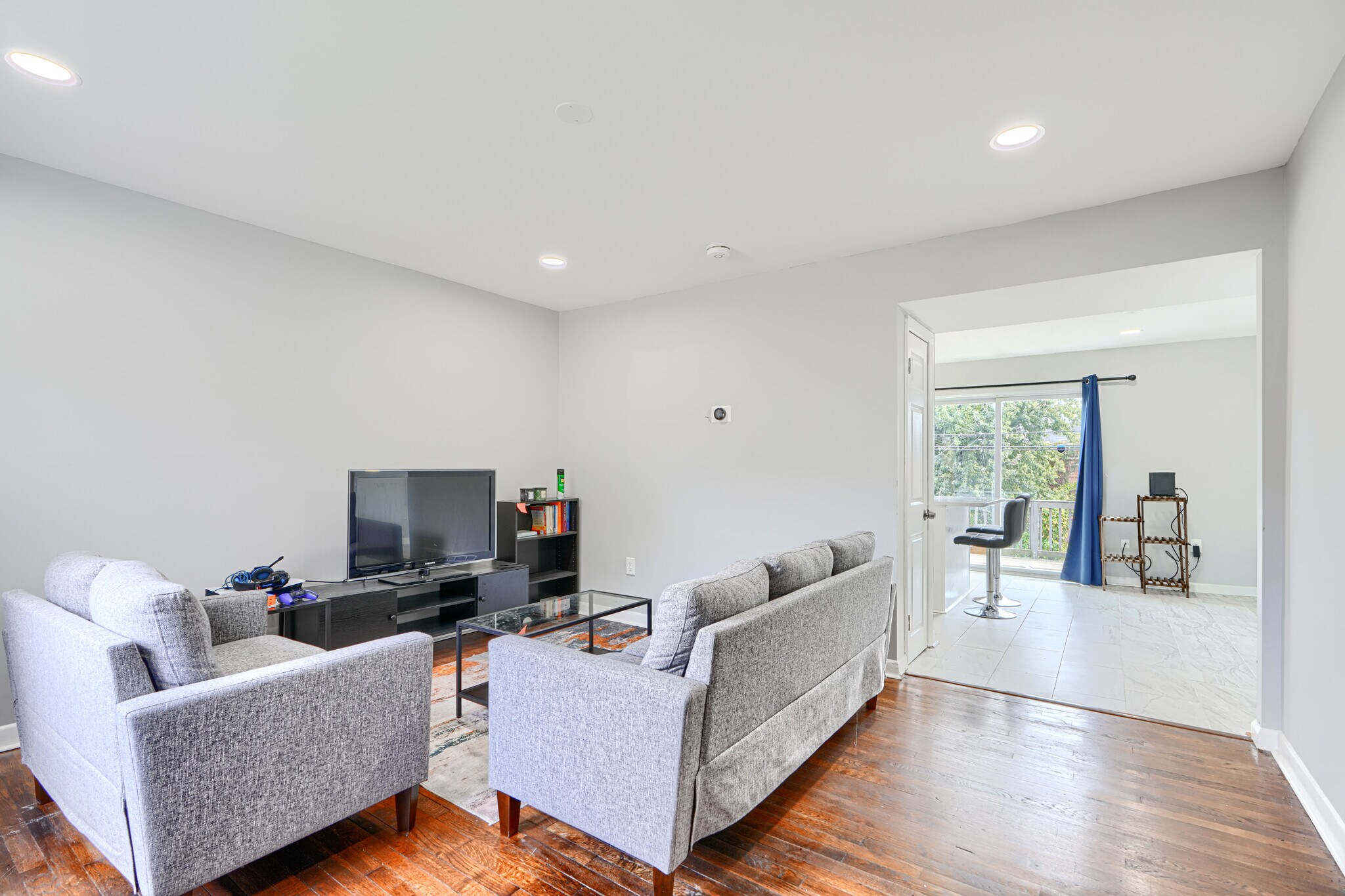 Building Photo - 631 Charraway Rd