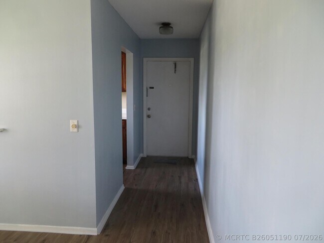 Building Photo - 37 Vis Gdns Trl