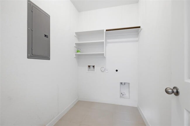 Building Photo - 2353 Sawdust Dr