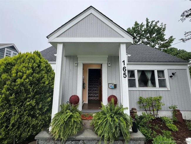 Primary Photo - 165 Greenfield Dr