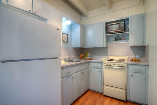 Building Photo - 3011 Whitis Ave
