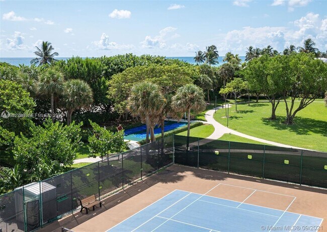 Building Photo - 1201 S Ocean Dr