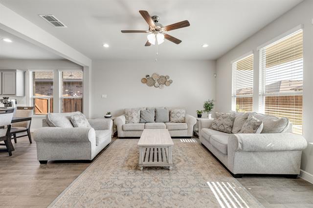 Building Photo - 14633 Caelum Dr