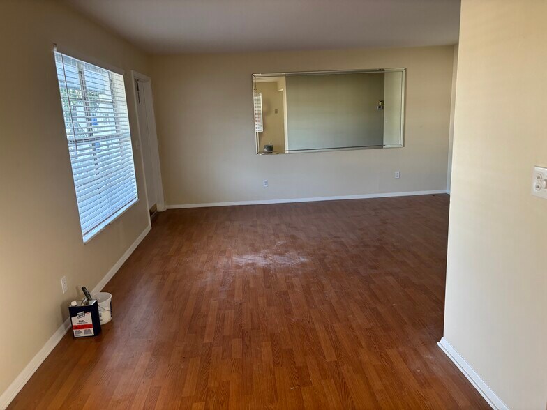 Building Photo - 2929 SE Ocean Blvd