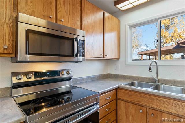 Building Photo - 11941 S Clayson St