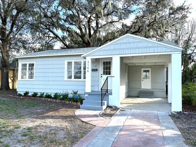 Primary Photo - Modern Updated Home in the Milk District- ...