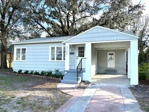 Building Photo - Modern Updated Home in the Milk District- ...