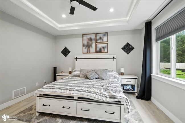 Building Photo - 4 BEDROOM | 2 BATHROOMS | 3 CAR GARAGE | M...