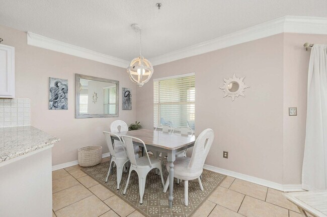 Building Photo - 120 Ocean Hibiscus Dr