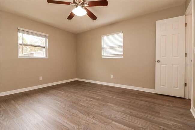 Building Photo - 4107 W Grace St