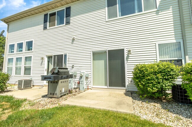Building Photo - 14857 W Victoria Crossing