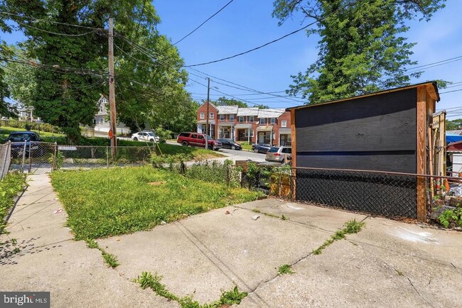 Building Photo - 934 Argonne Dr