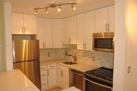 Building Photo - 10765 Cleary Blvd