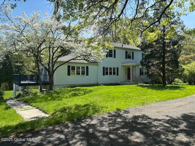 Building Photo - 4 Noonan Ln