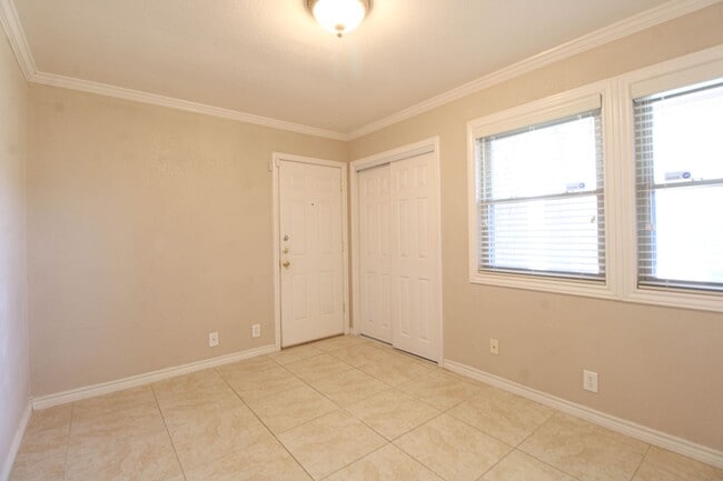 Building Photo - 14302 Indian Woods