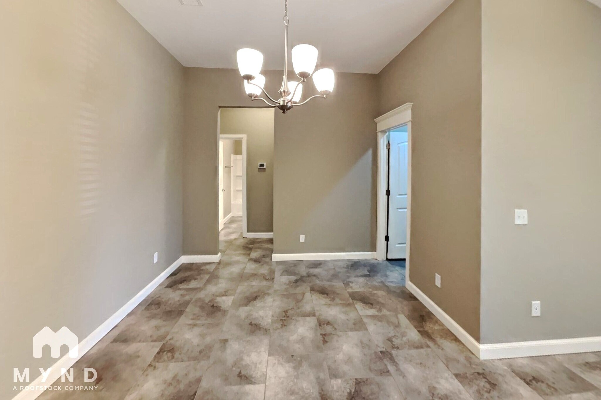 Building Photo - 1118 Merlin Dr