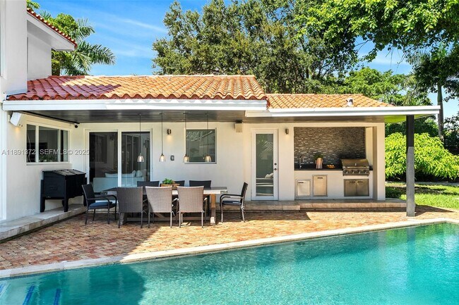 Building Photo - 575 Bay Point Rd