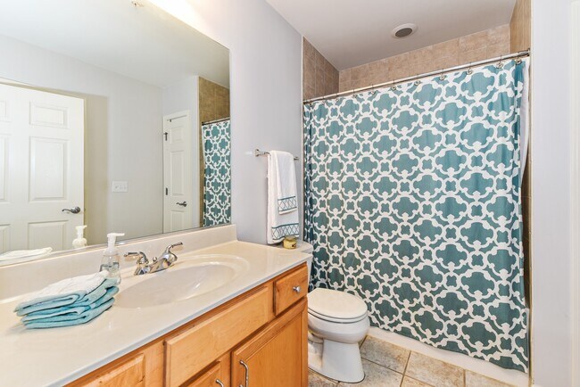 Building Photo - 9440 S 51st Ave