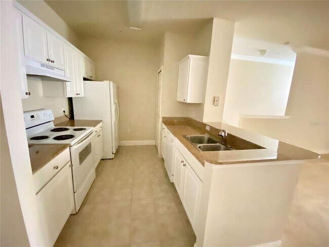 Building Photo - 303 Southern Pecan Cir