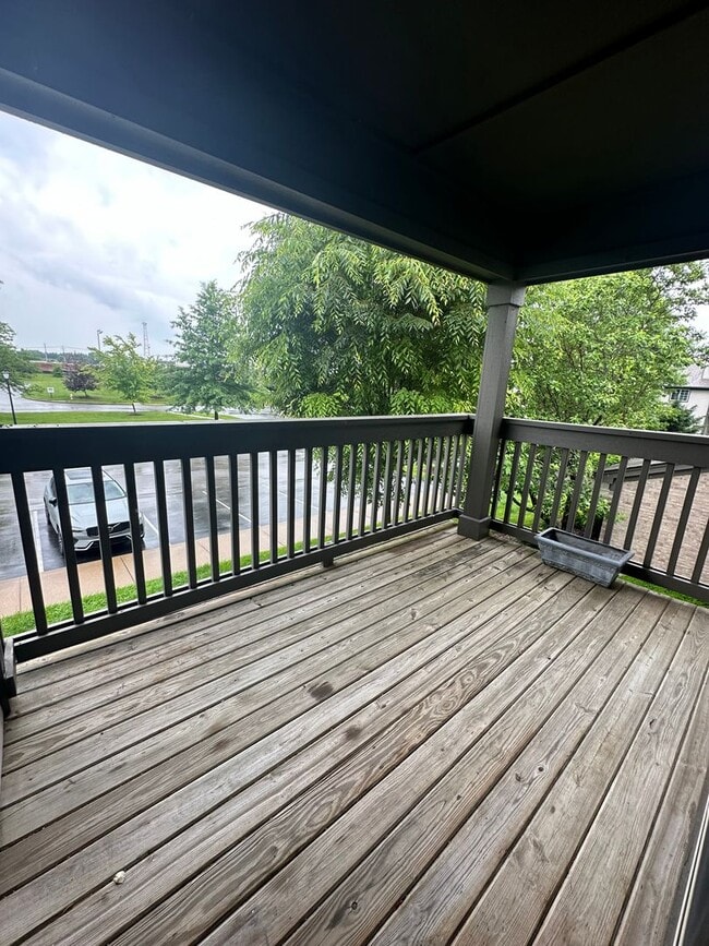Building Photo - 10301 Trotters Pointe Dr