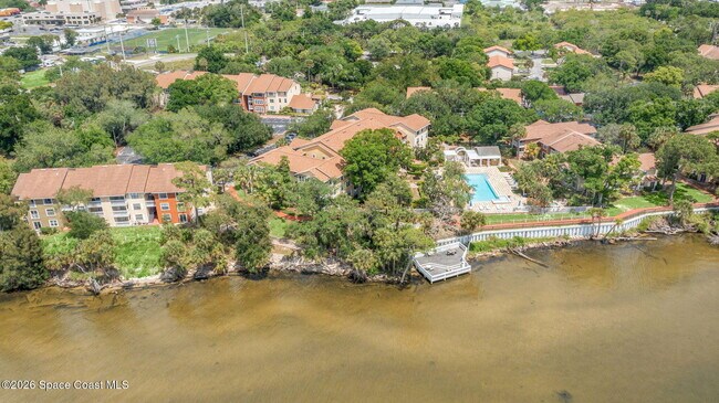 Building Photo - 225 S Tropical Trail