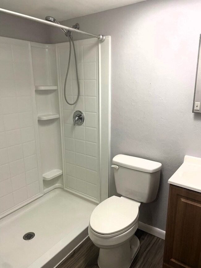 Building Photo - SE Cape Coral Duplex