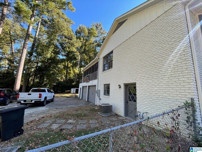 Building Photo - 3755 COLCHESTER Rd