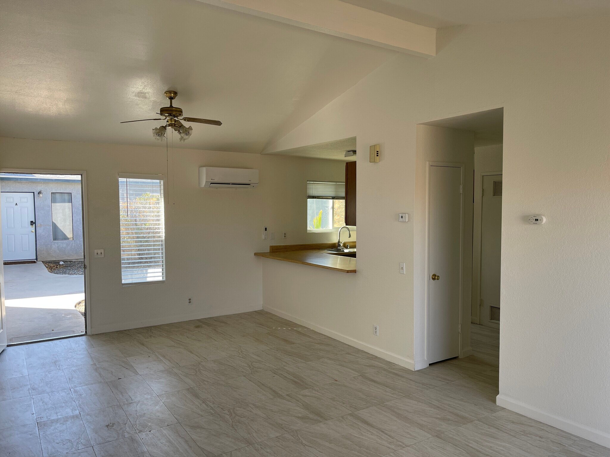 Building Photo - 73874 Sunnyvale Dr