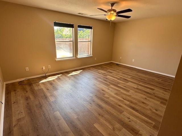 Building Photo - 5880 Crestview Dr