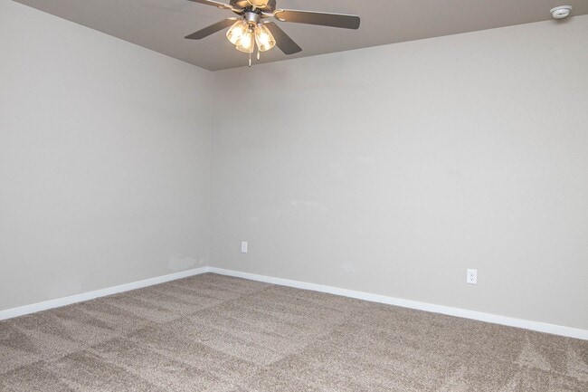 Building Photo - 2512 Outlaw Ct