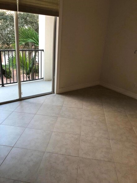 Building Photo - 10320 SW Stephanie Way