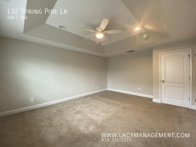 Building Photo - 132 Spring Pine Ln