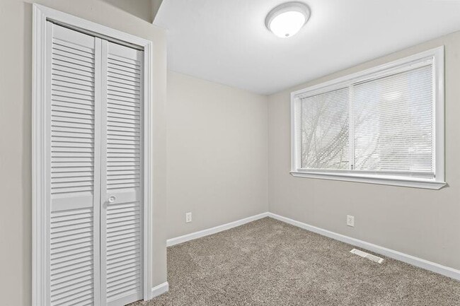 Building Photo - 2040 Austin Ave