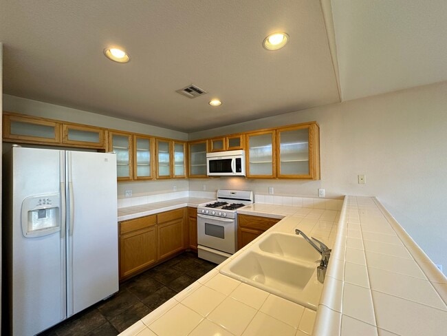 Building Photo - Canyon Trail at Rhodes Ranch