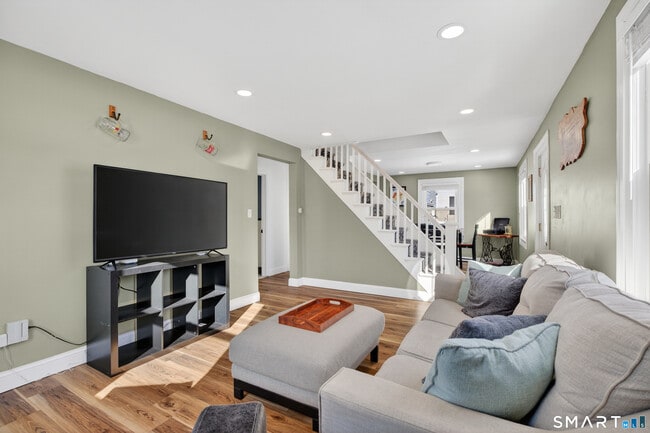 Building Photo - 122 Shawmut Ave