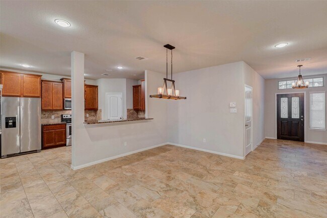 Building Photo - 3811 Springcrest Ln