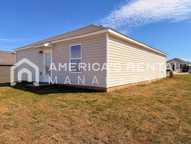 Building Photo - New Construction Home for Rent in Tuscaloosa, AL!  DEPOSIT PENDING!!!