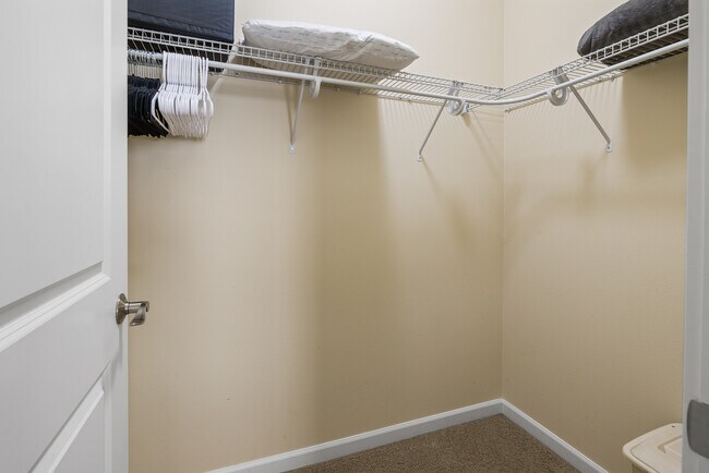 Building Photo - 9287 Riverview Way NW