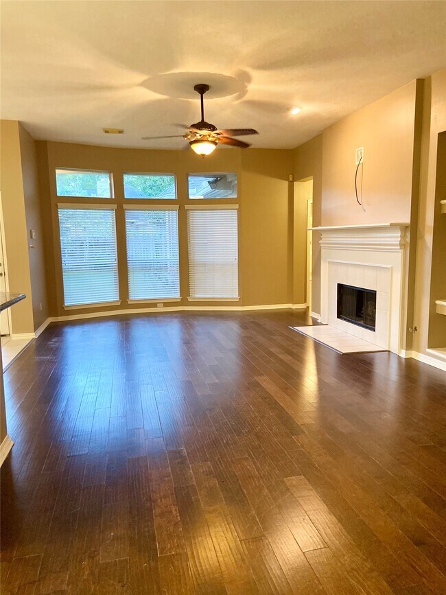 Building Photo - 2915 Sycamore Tree Ct