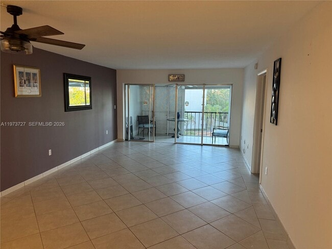 Building Photo - 3920 Inverrary Blvd