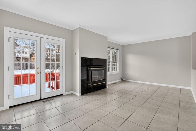 Building Photo - 8408 Millwood Dr