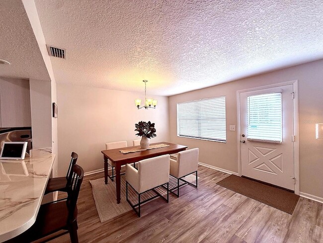 Building Photo - 7218 N Highland Ave