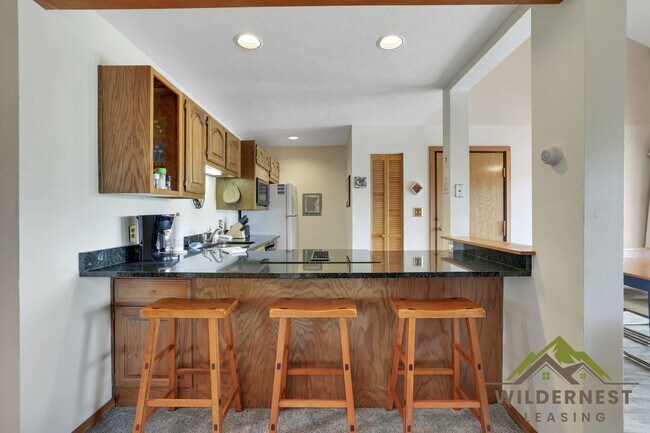 Building Photo - WINTER RENTAL Timber Ridge Condo - Nice 2 Bedrooms + Loft/3 Bathrooms & Incredible Views