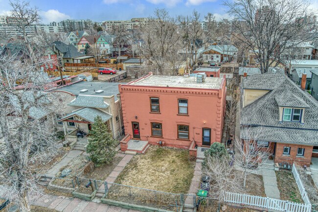 Building Photo - 346 Cherokee St