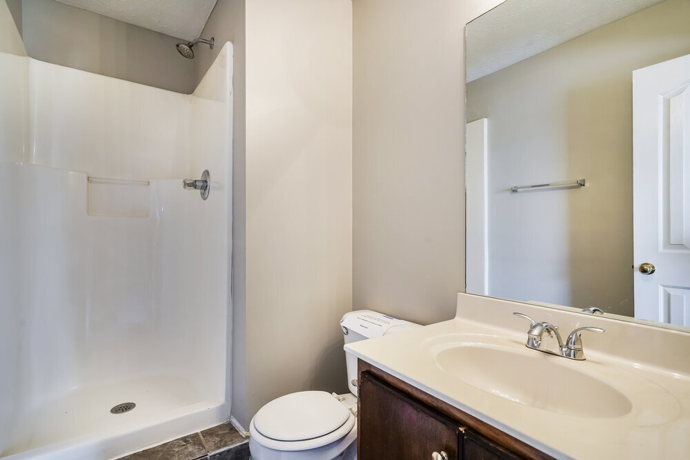 Building Photo - 1204 Smalls Ct